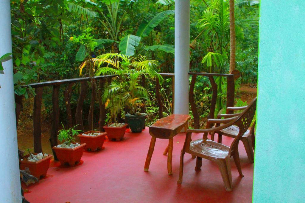Green Park Safari House & Eco Tree House Udawalawe Ngoại thất bức ảnh