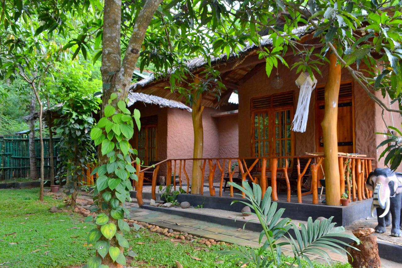 Green Park Safari House & Eco Tree House Udawalawe Ngoại thất bức ảnh